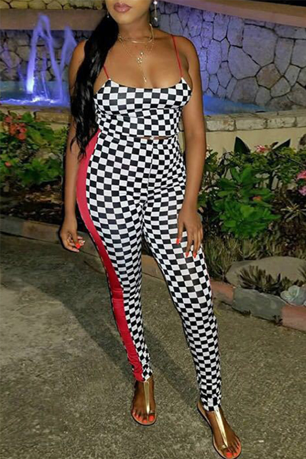 Lovely Chic Plaid Print Black And White Two-piece Pants Set, Black & white tartan
Lovely Chic Plaid Print Black And White Two-piece Pants Set, Black & white tartan