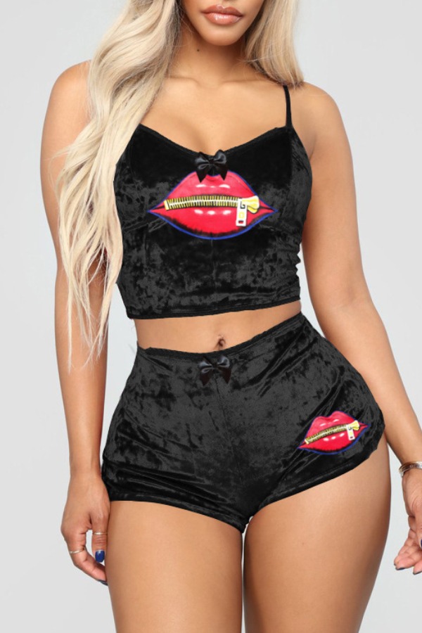 lovely Casual Spaghetti Strap Letter Print Zipper Design Red Two-piece Shorts Set
lovely Casual Spaghetti Strap Letter Print Zipper Design Red Two-piece Shorts Set
