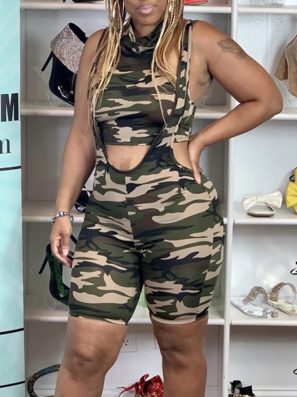 lovely Stylish Camo Print Army Green Two Piece Shorts Set, Army green camouflag
lovely Stylish Camo Print Army Green Two Piece Shorts Set, Army green camouflag