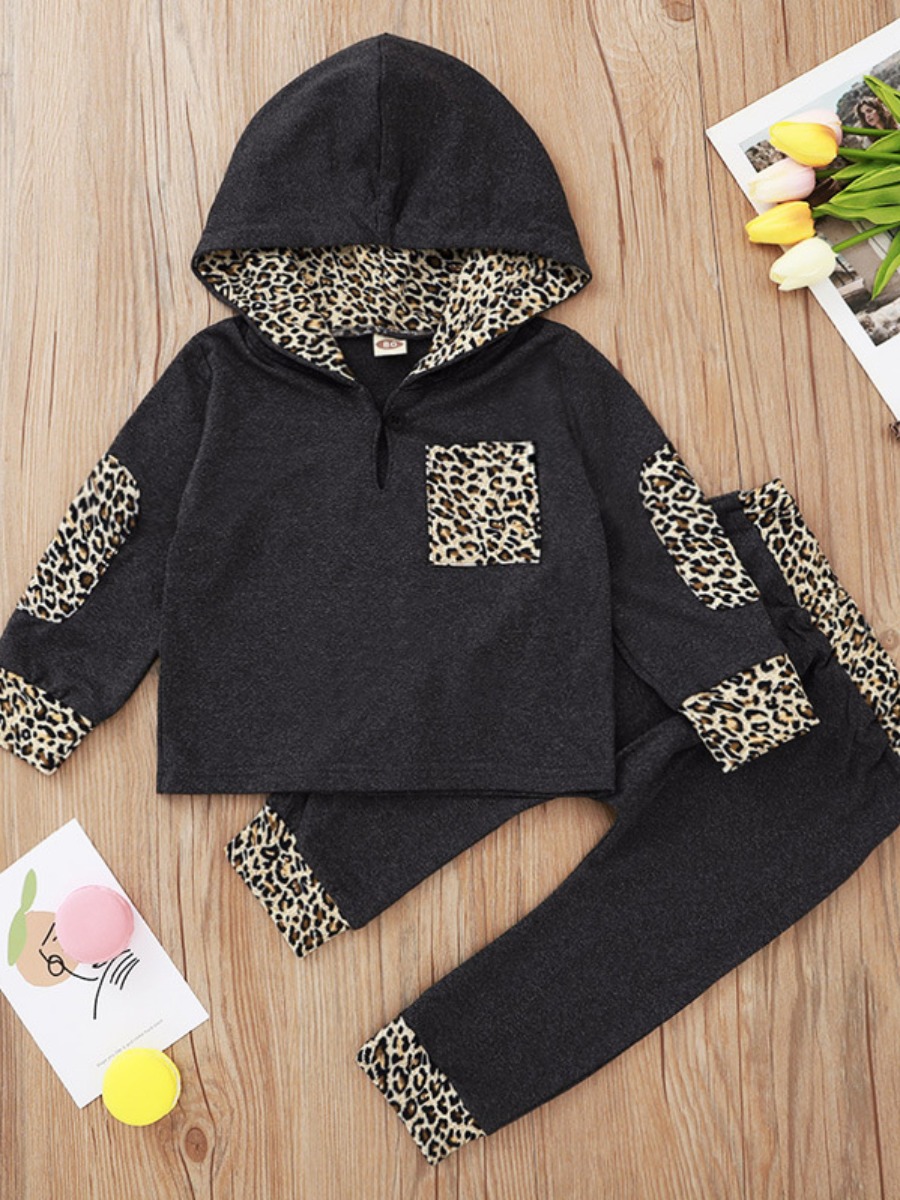 lovely Trendy Hooded Collar Leopard Print Patchwork Black Girl Two-piece Pants Set
lovely Trendy Hooded Collar Leopard Print Patchwork Black Girl Two-piece Pants Set