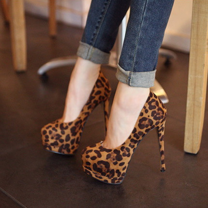 leopard print heels closed toe