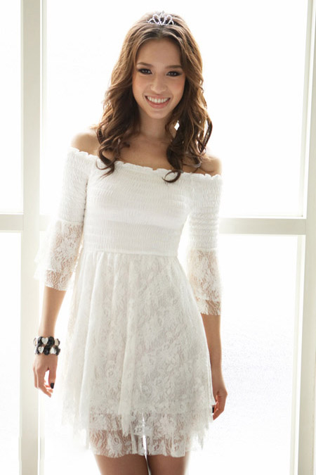 White Lace Dress with Sleeves