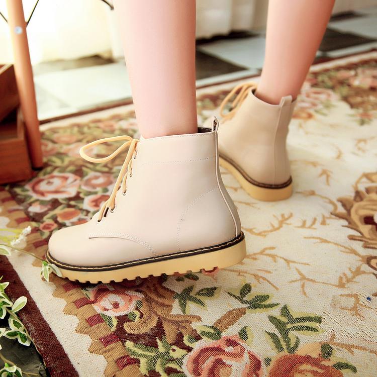flat heel snow boots