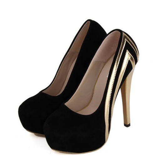 closed high heel shoes