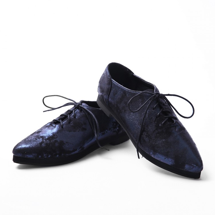blue flat pointed shoes