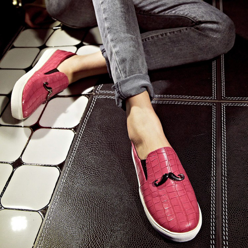 Cheap Fashion Round Closed Toe Mustache Detailed Wedges Low Heel Peach PU Basic Pumps_GIFT 