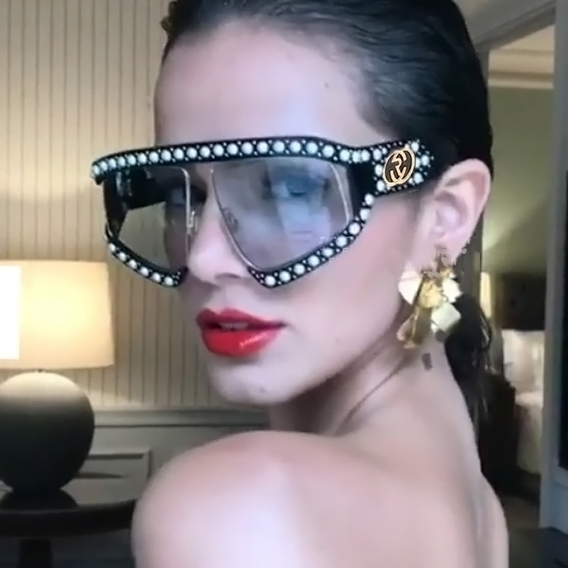 

Fashion Pearl Trim Big Frame Design Black PC Sunglasses