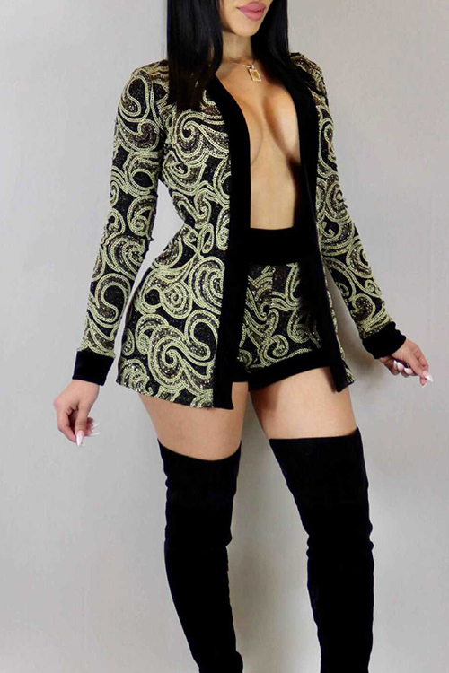 Fashion V Neck Long Sleeves Printed Green Polyester Two-piece Shorts Set от Lovelywholesale WW