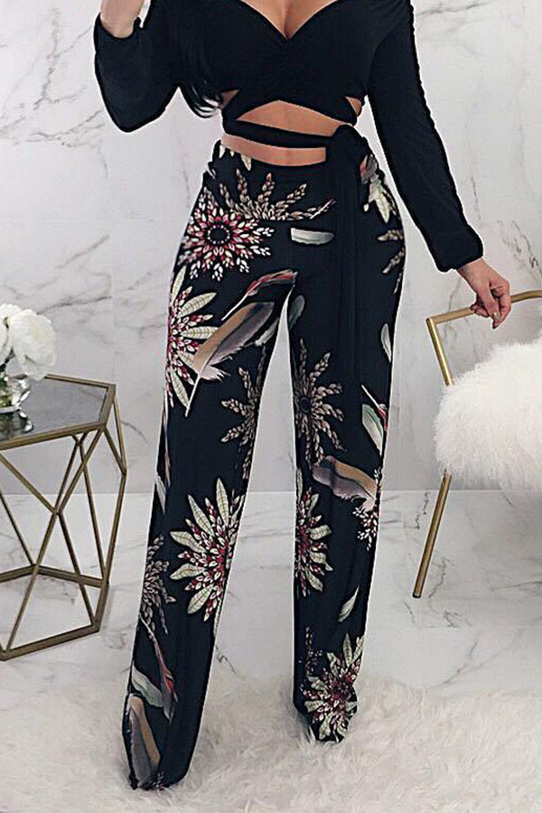 

Lovely Trendy Mid Waist Floral Printed Black Polyester Zipped Pants