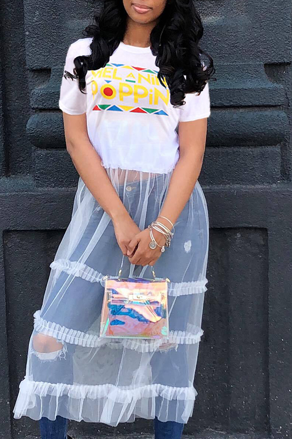

LovelyStreet Round Neck Letter Patchwork White T-shirt