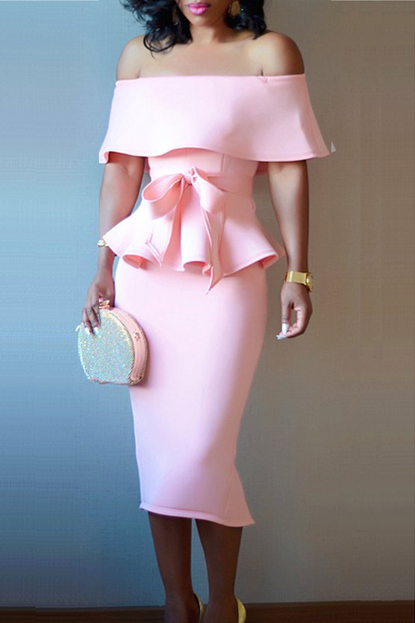 

Lovely Fashion Dew Shoulder Flounces Design Pink Two-piece Skirt Set