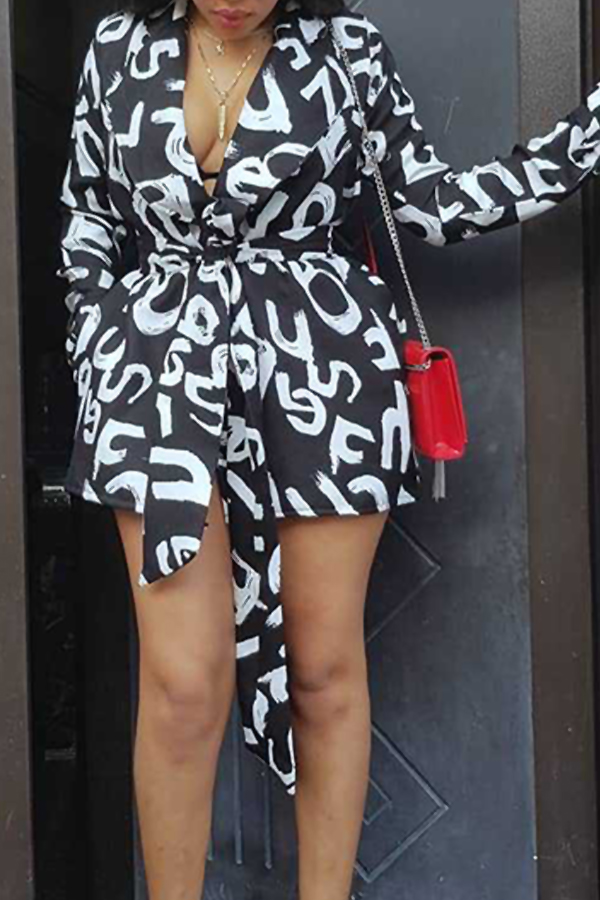 

Lovely Casual Long Sleeves Printed Black Mini Dress