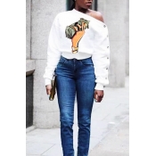 Lovely Casual Dew Shoulder Printed White T-shirt