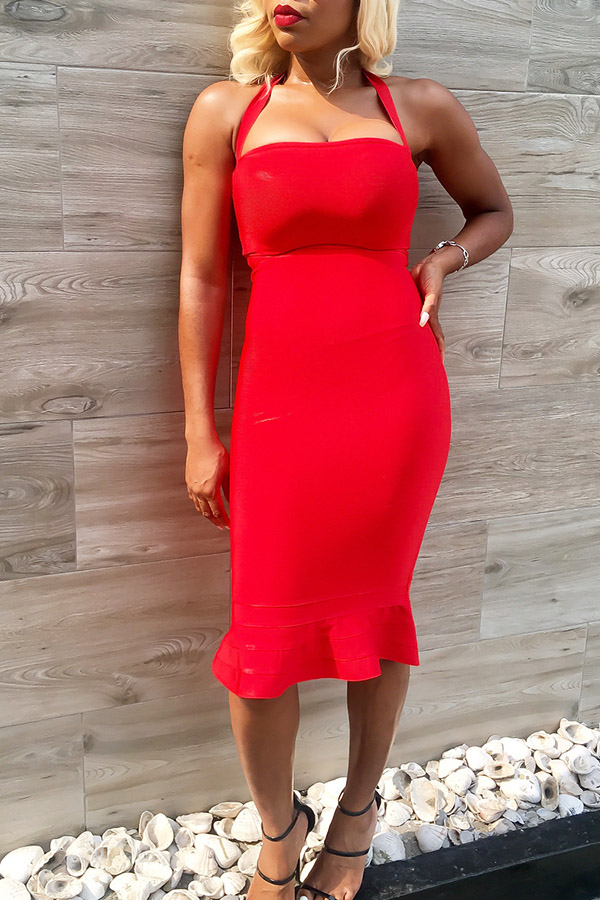 

Lovely Sexy Halter Neck Backless Red Knee Length Mermaid Dress(With Elastic)