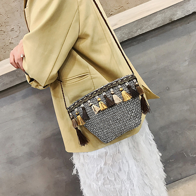 

Lovely Stylish Tassel Design Beige Crossbody Bag