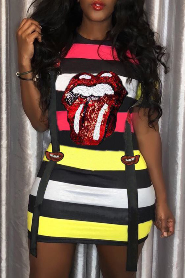 

Lovely Leisure Short Sleeve Striped Printed Mini Dress