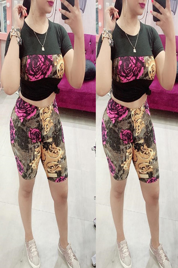 

Lovely Casual Floral Printed Black Two-piece Shorts Set