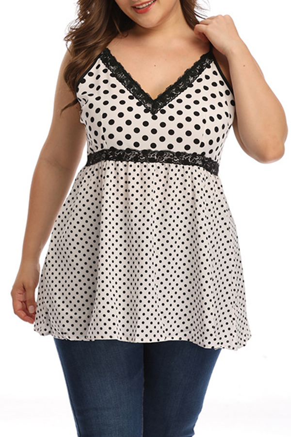 

Lovely Casual V Neck Spaghetti Straps Dot Printed White Plus Size Tank Top