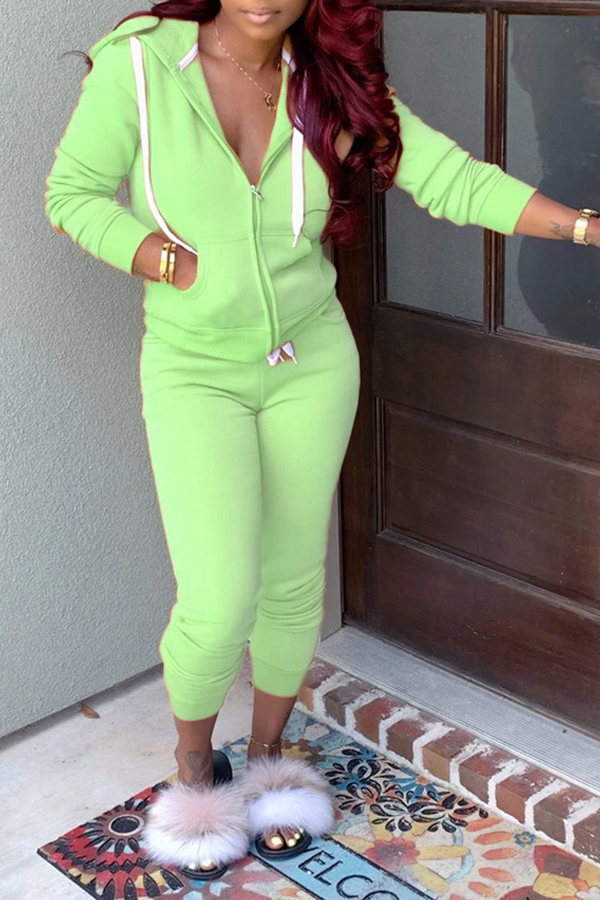 

Lovely Casual Hooded Collar Green Two-piece Pants Set