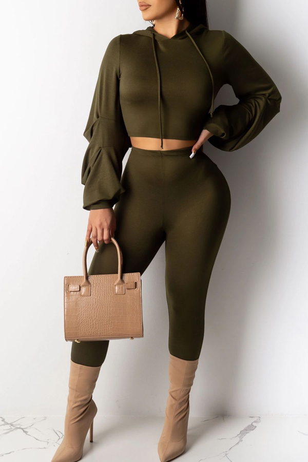 

Lovely Casual Hooded Collar Army Green Two-piece Pants Set