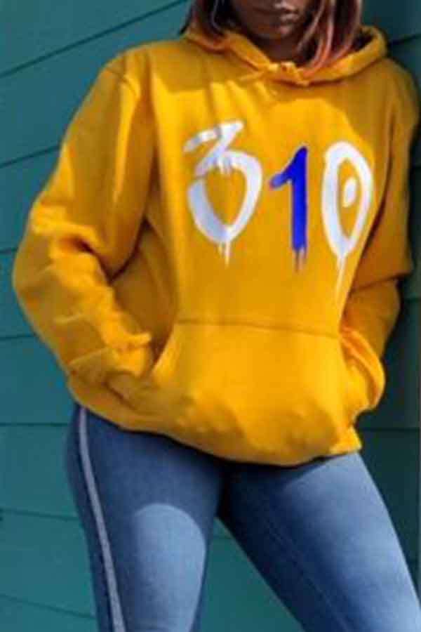 

Lovely Casual Hooded Collar Yellow Hoodie
