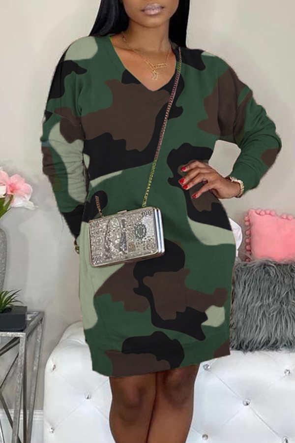 

Lovely Casual Camo Print Green Mini Dress