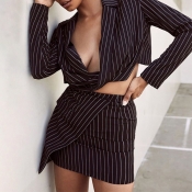 Lovely Work Turn-back Collar Striped Black Two-pie