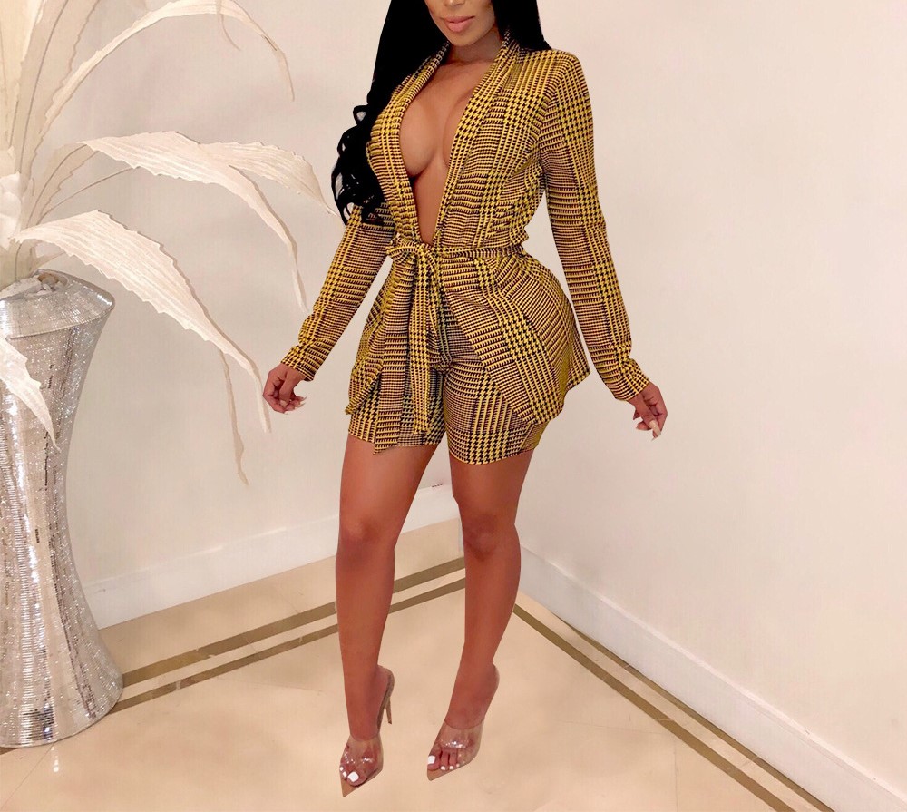 

Lovely Chic Plaid Print Yellow Two-piece Shorts Set