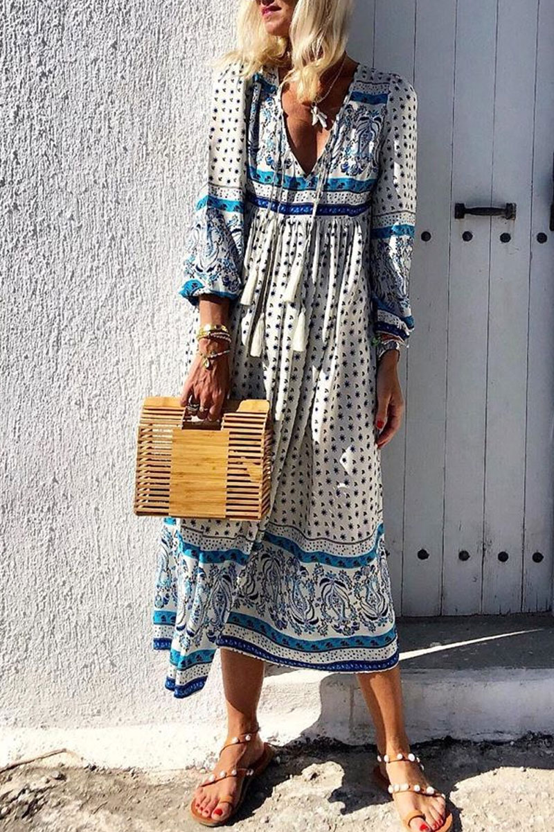 

Lovely Loose Print Baby Blue Midi Dress