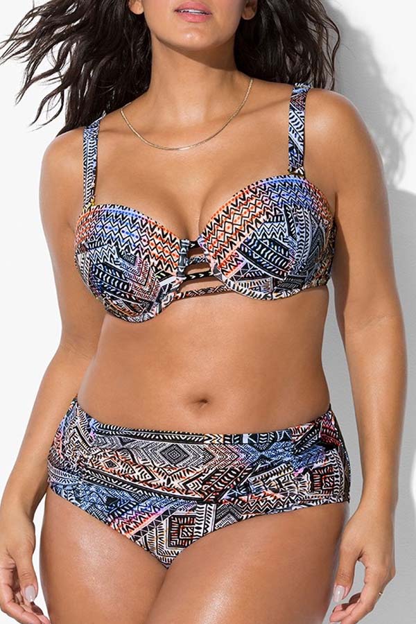 

Lovely Chi Hollow-out Print Multicolor Plus Size Two-piece Swimsuit, Multi