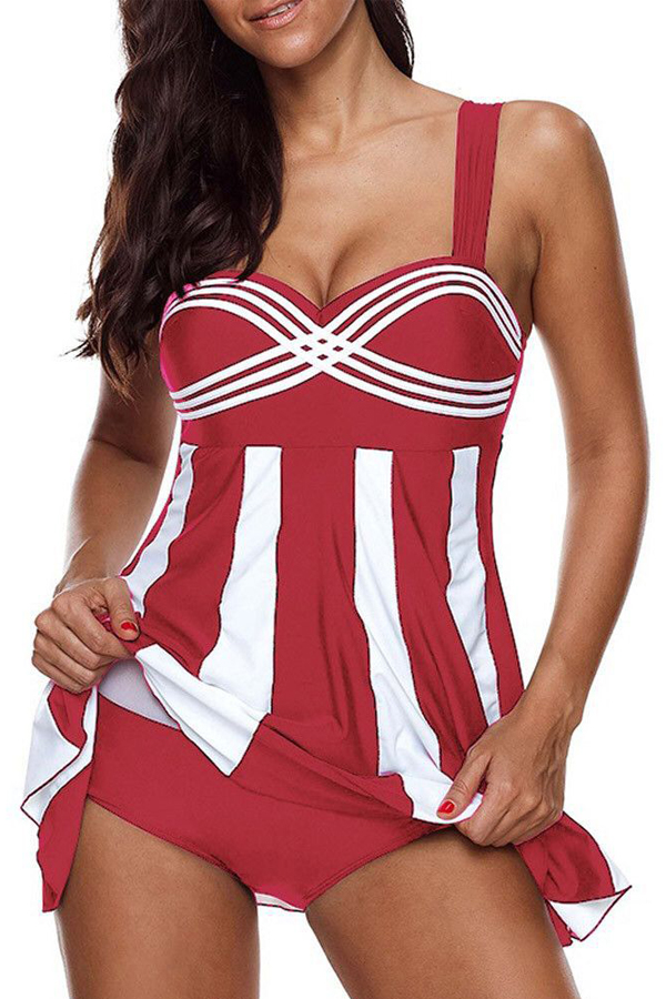 

Lovely Striped Red Plus Size Two-piece Swimsuit