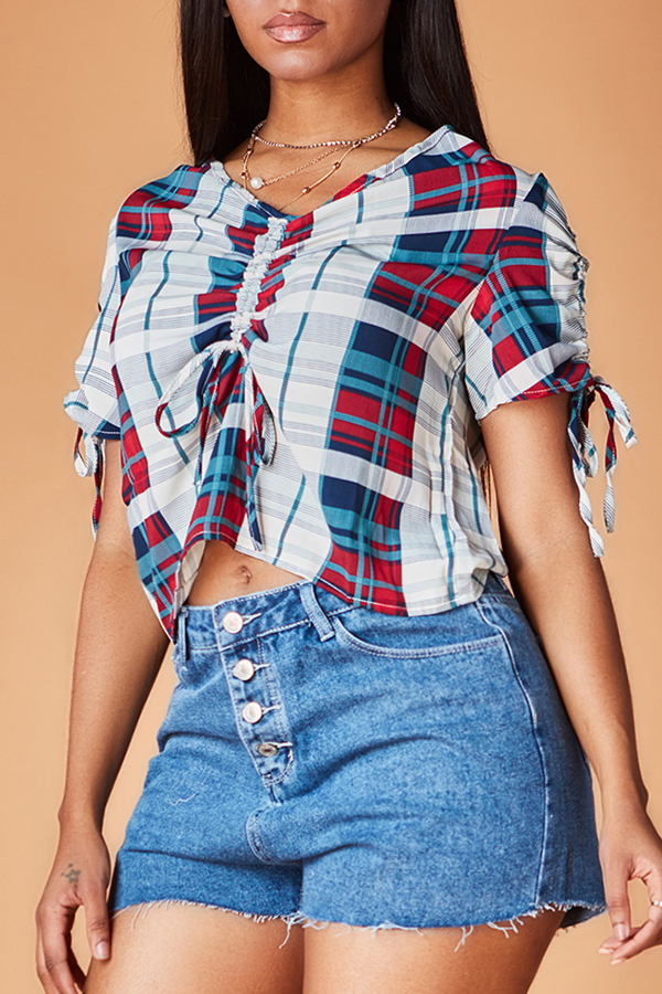 

Lovely Street Plaid Print Black And White Camisole, Multi
