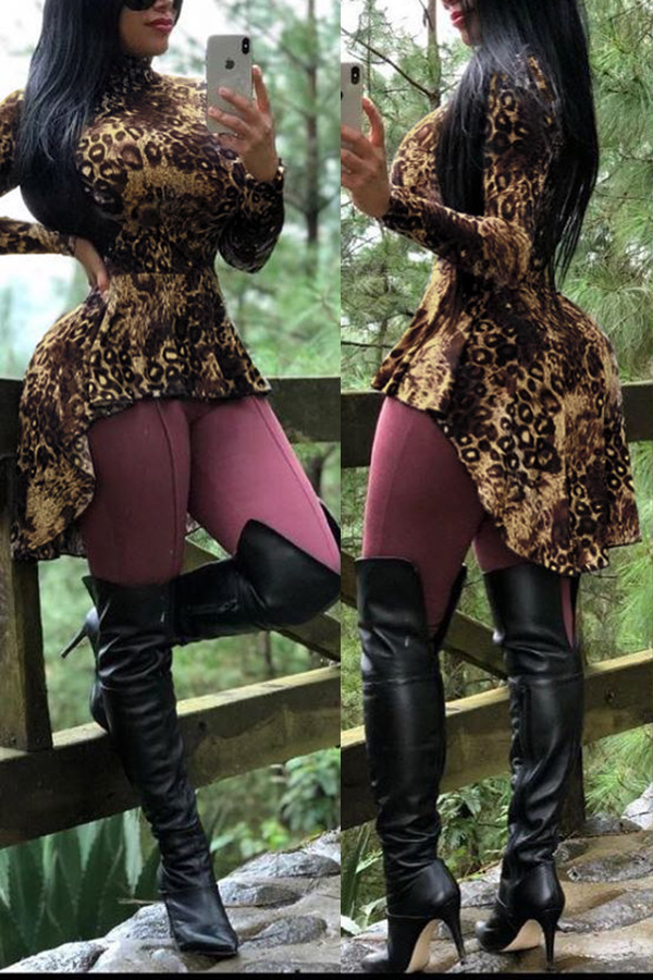 

Lovely Casual O Neck Print Brown Blouse