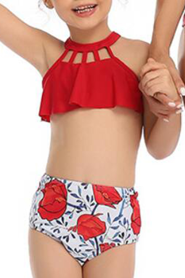 

Lovely Hollow-out Red Girl Bathing Suit Two-piece Swimsuit