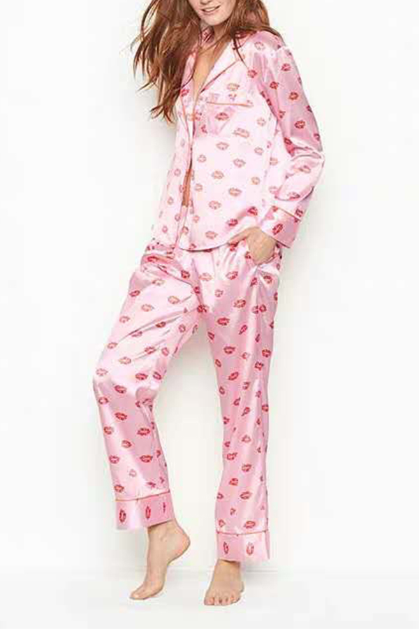 

Lovely Casual Lip Print Pink Sleepwear