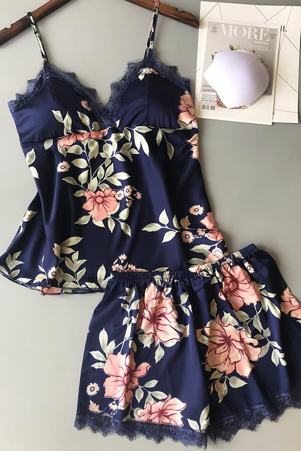 

Lovely Sweet Print Blue Sleepwear