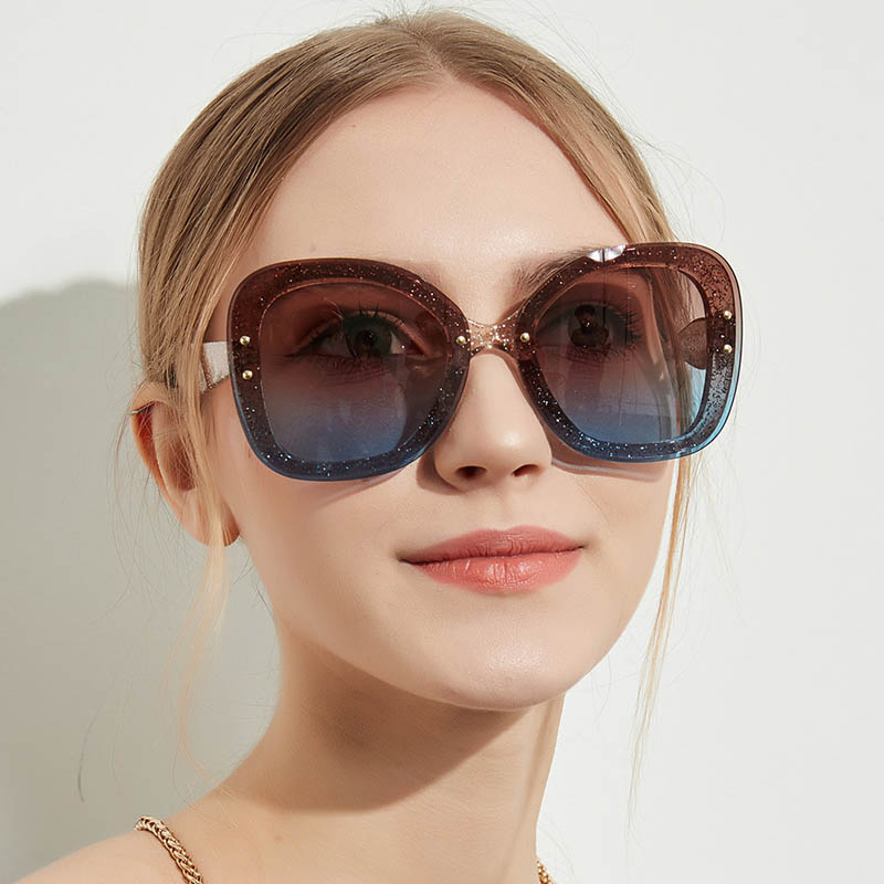 

Lovely Trendy Big Frame Design Blue Sunglasses