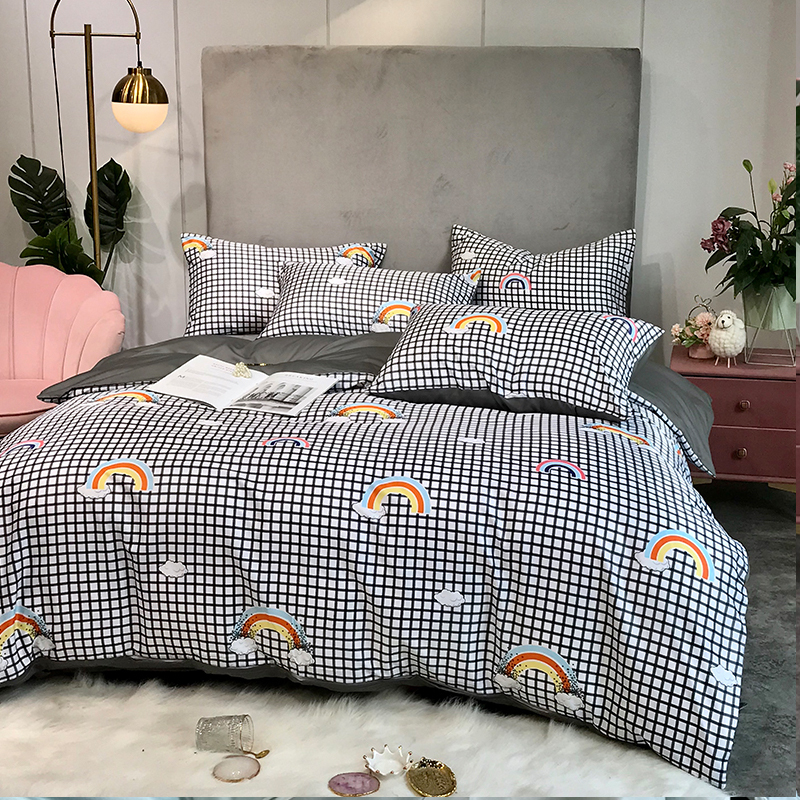 

Lovely Cosy Grid Print Black And White Bedding Set, Black & white tartan