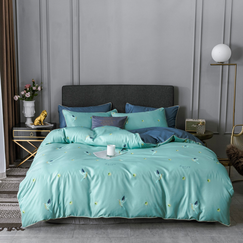 

Lovely Trendy Print Onion Green Bedding Set