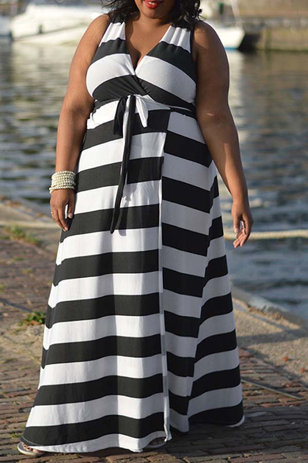 

Lovely Casual Striped White Maxi Plus Size Dress