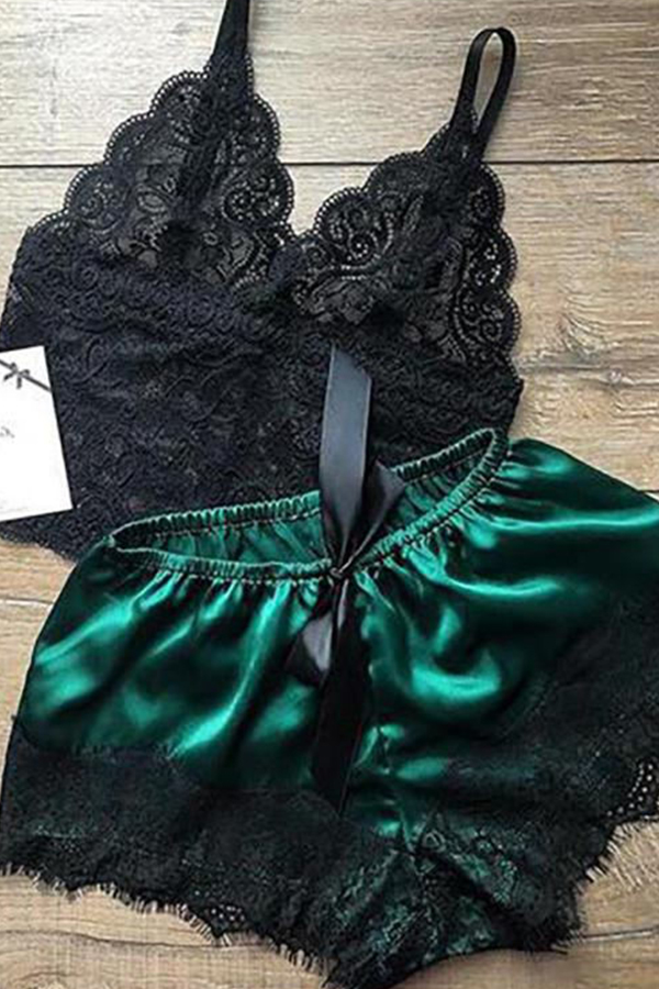 

Lovely Sexy Lace Hem Green Sleepwear