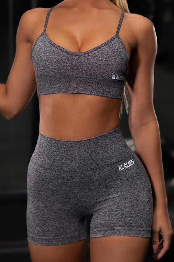 

Lovely Sportswear Basic Skinny Grey Two-piece Shorts Set