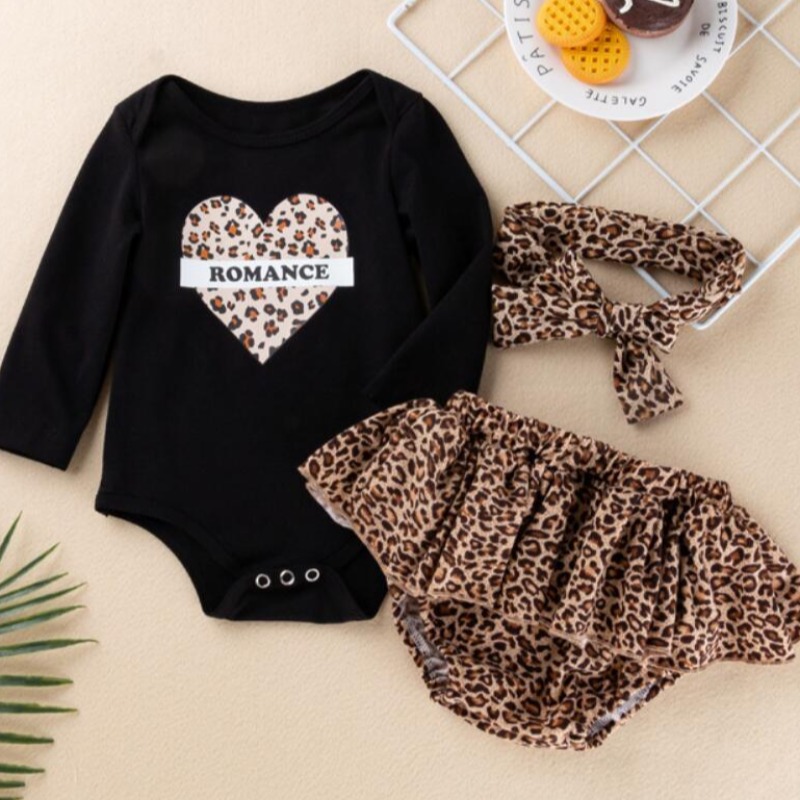 

Lovely Stylish Print Black Girl Two-piece Shorts Set