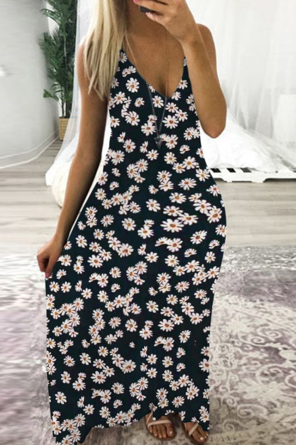 

Lovely Bohemian V Neck Floral Print Black Ankle Length Plus Size Dress