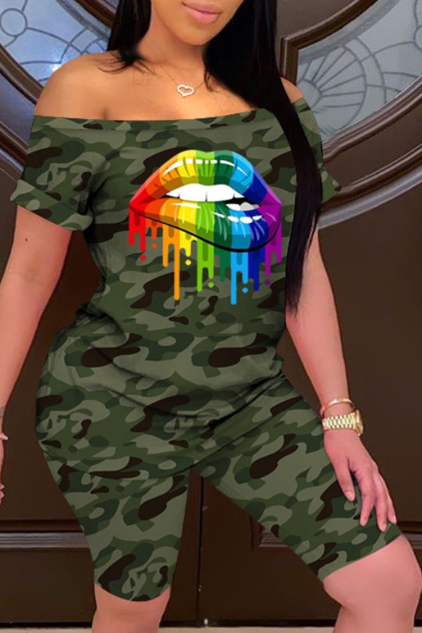 

Lovely Casual Lip Print Green Two-piece Shorts Set