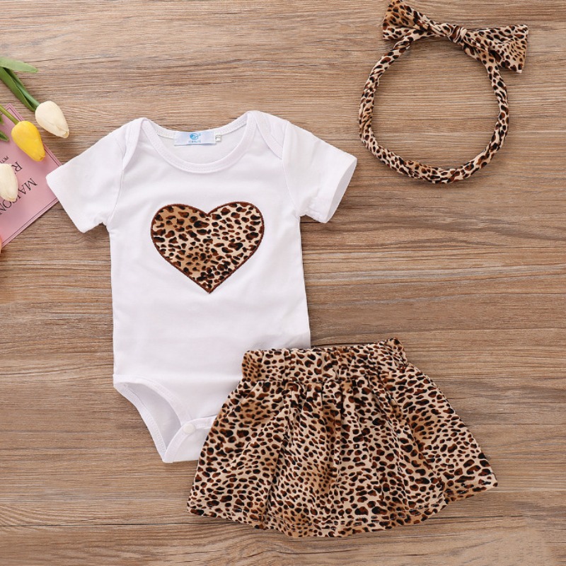 

Lovely Stylish Leopard Print Girl Two-piece Skirt Set