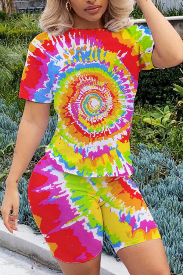 

Lovely Leisure Tie-dye Yellow Two-piece Shorts Set