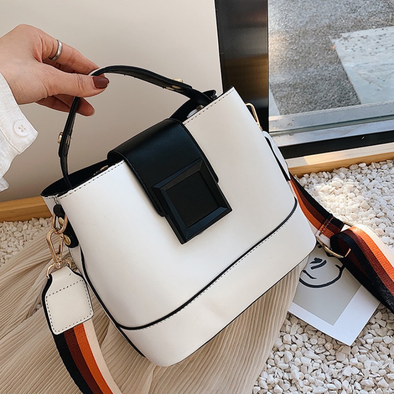 

Lovely Casual Patchwork White Messenger Bag