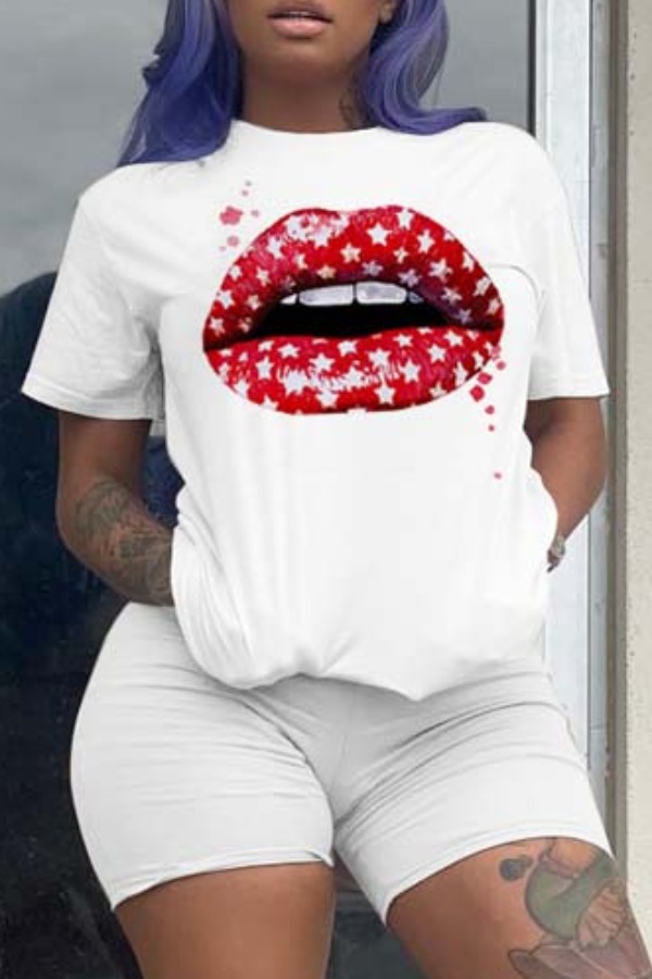

Lovely Leisure Lip Print White Two-piece Shorts Set