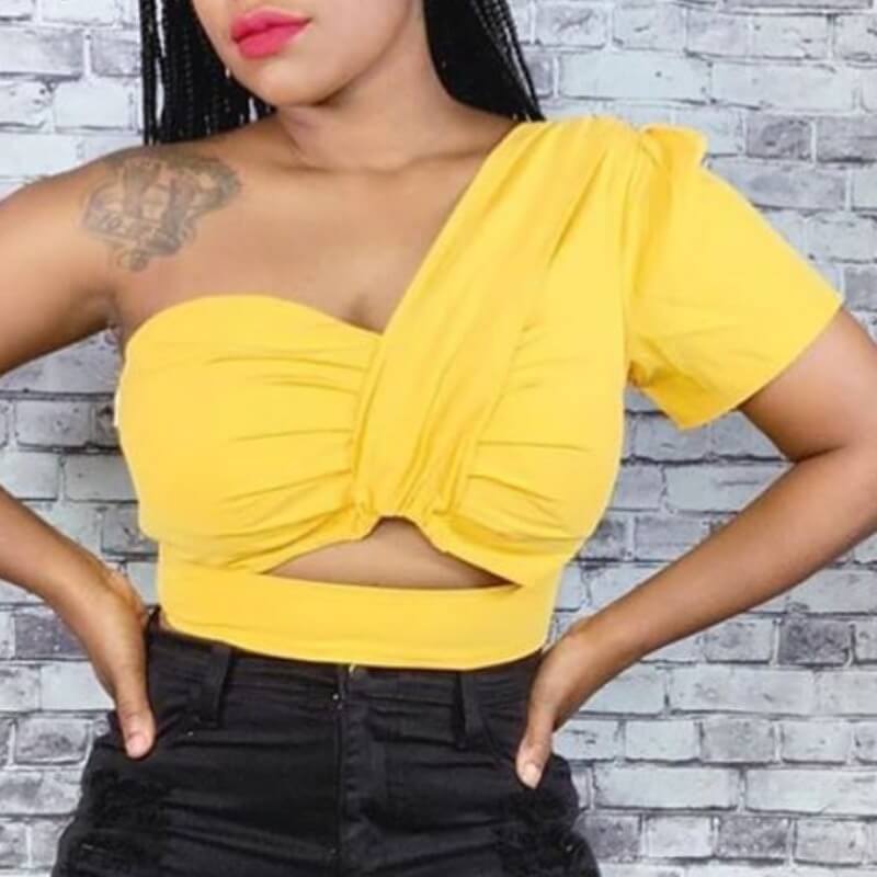 

Lovely Trendy One Shoulder Hollow-out Yellow Blouse